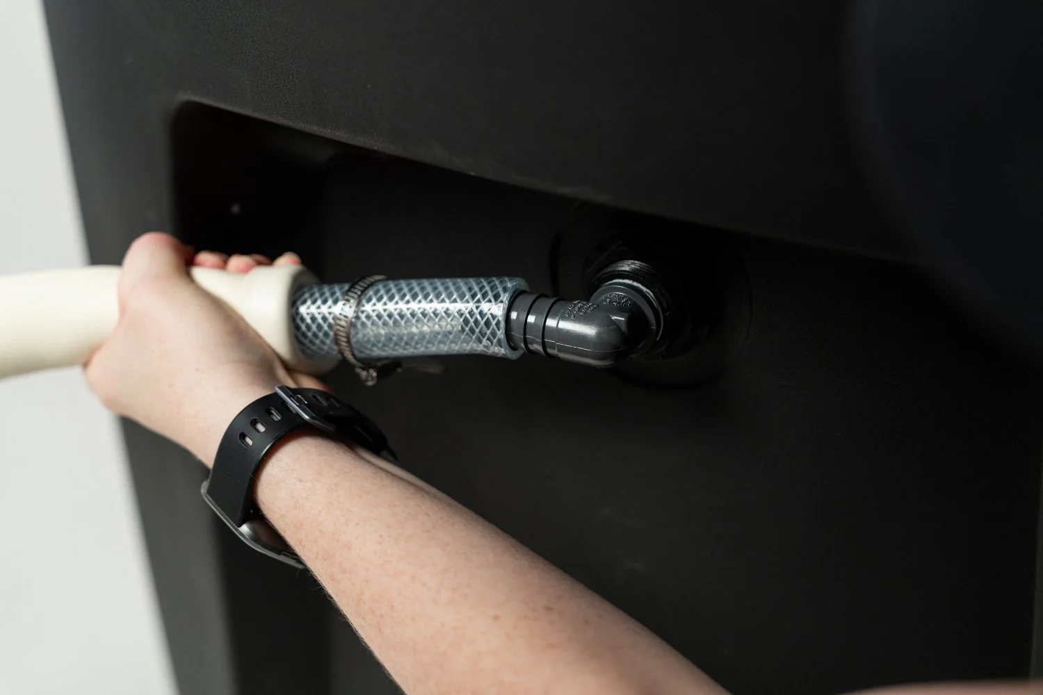 Universal Standard Chiller - Image 5